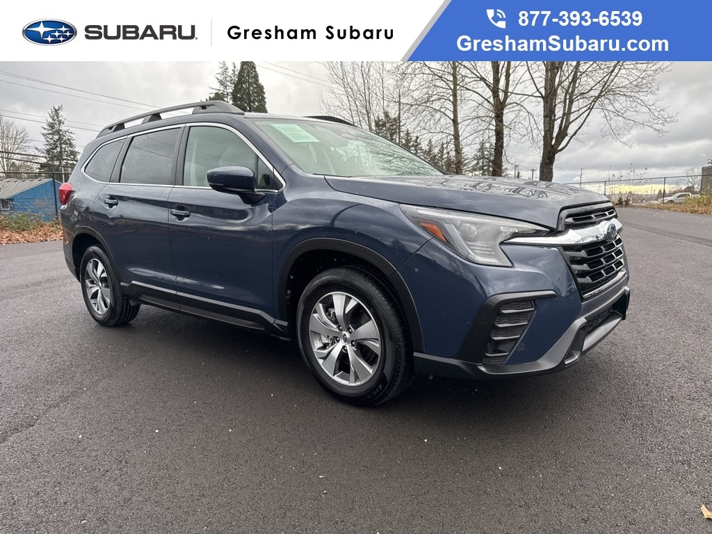 2024 Subaru Ascent Premium's photo