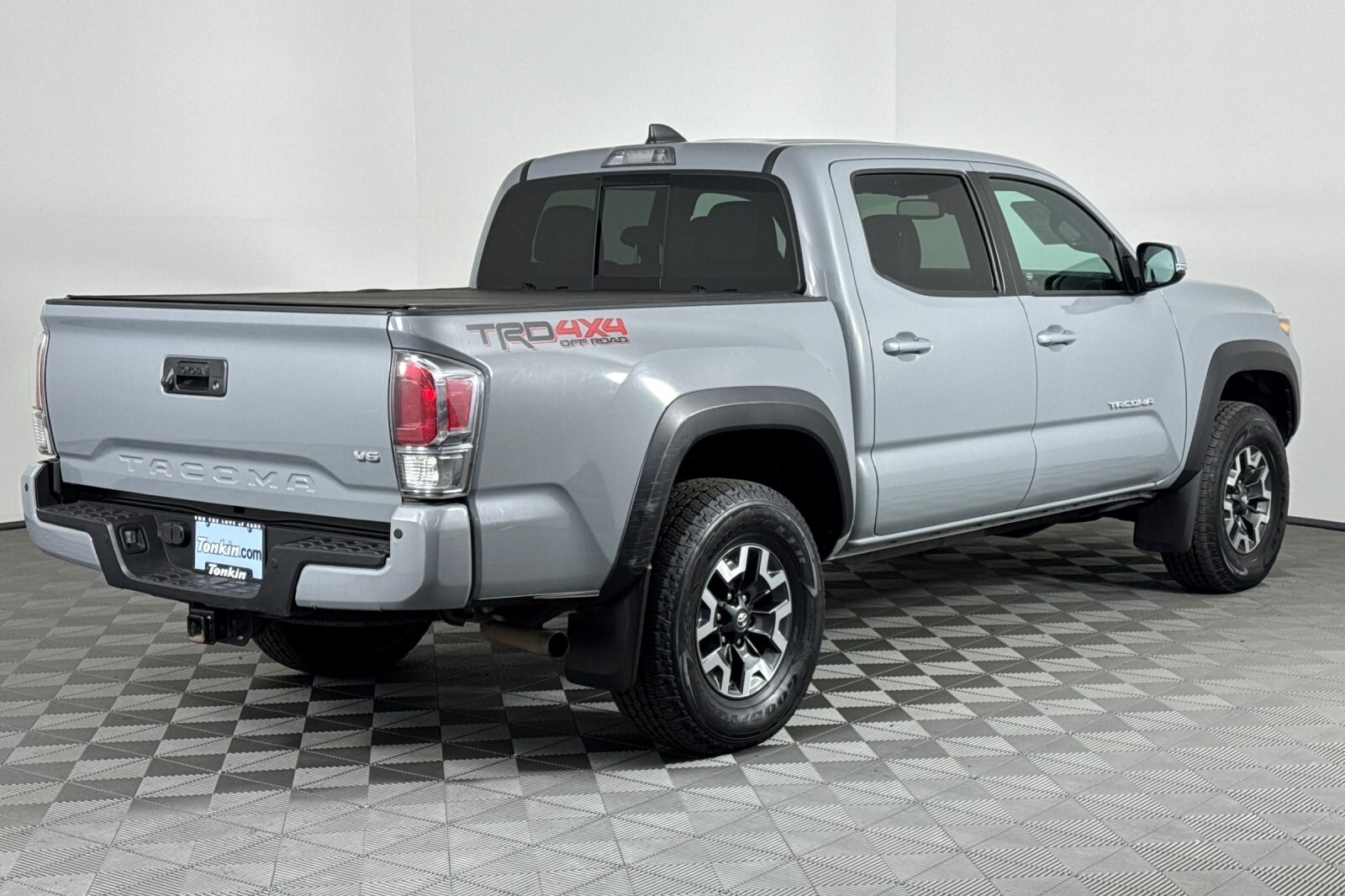 2021 Toyota Tacoma TRD Off-Road photo 4