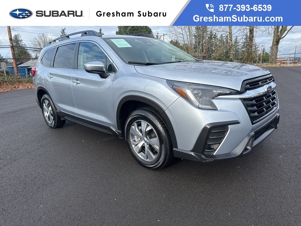 2024 Subaru Ascent Premium's photo
