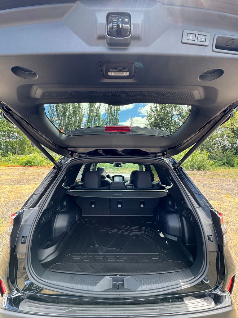 2026 Subaru Forester Touring - Photo 9