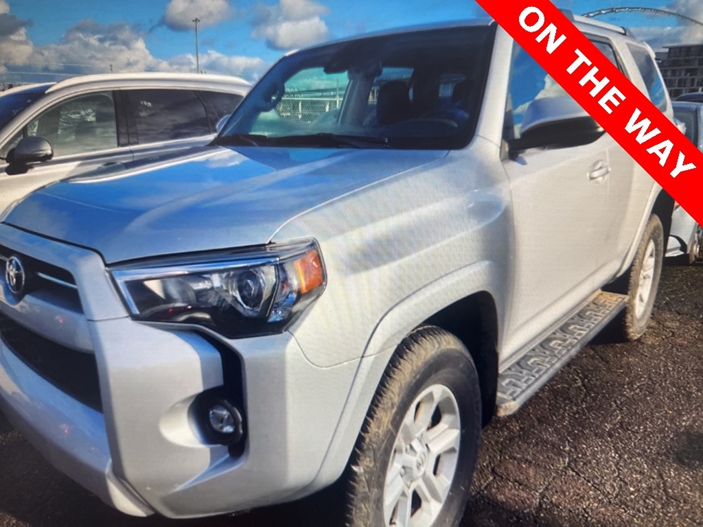 2024 Toyota 4Runner SR5's photo