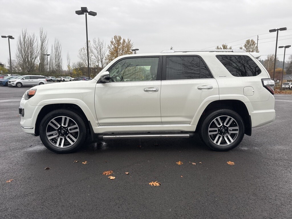 2018 Toyota 4Runner Limited photo 2
