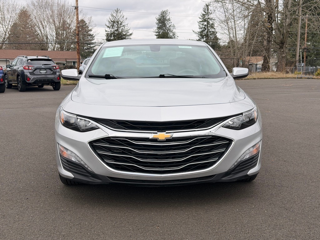 Used 2019 Chevrolet Malibu 1LT with VIN 1G1ZD5ST4KF212456 for sale in Gresham, OR