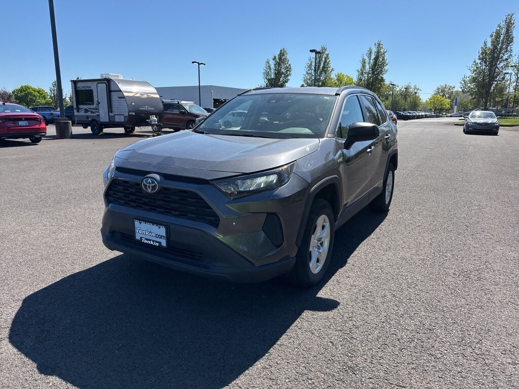 2021 Toyota RAV4 Hybrid LE photo 2