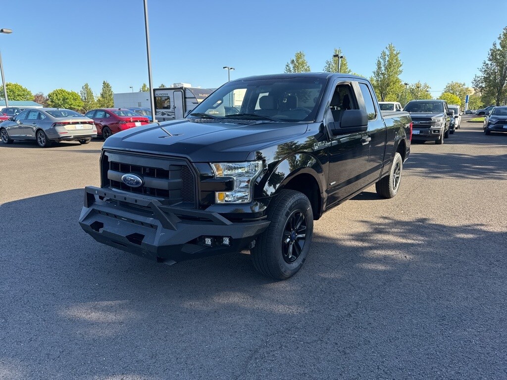 2017 Ford F-150 XL photo 3