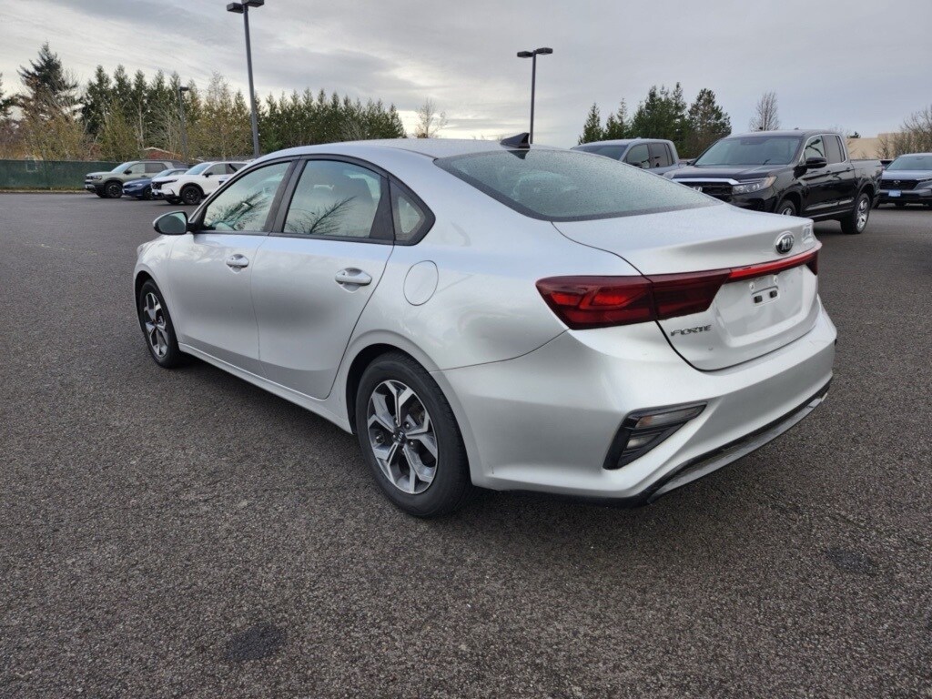 2019 Kia Forte LXS photo 4