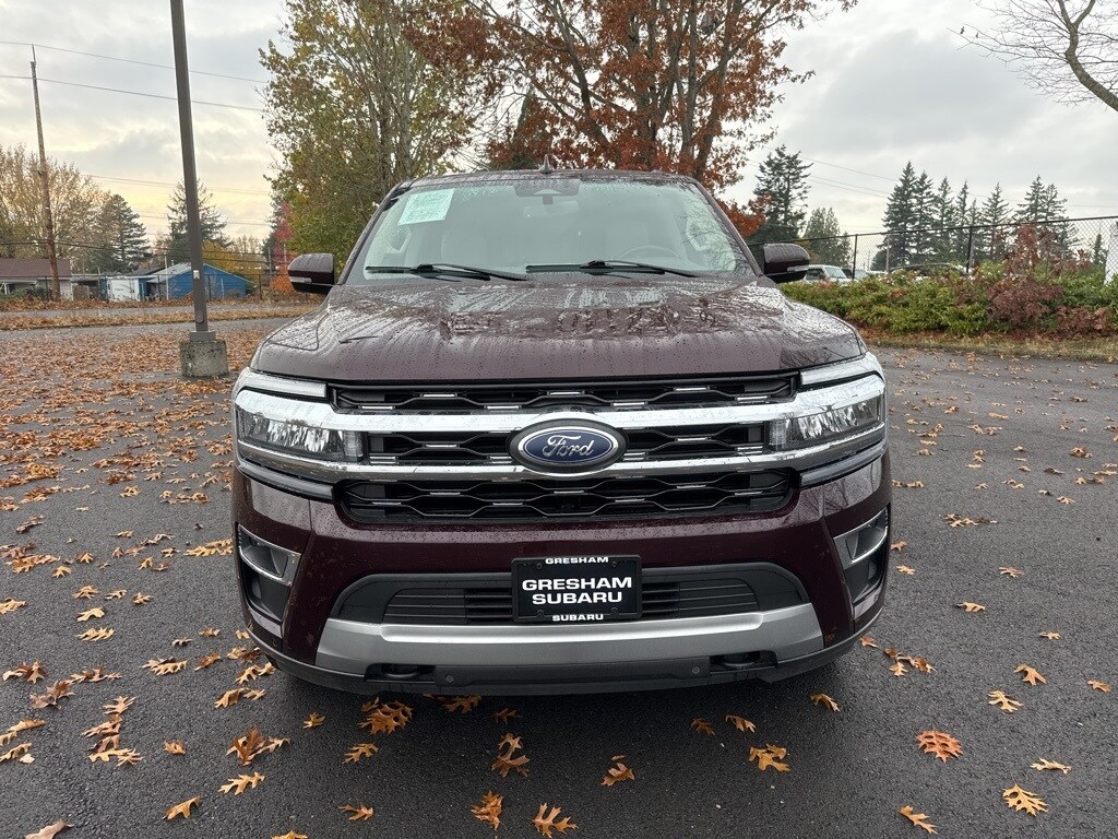 2023 Ford Expedition Limited photo 2