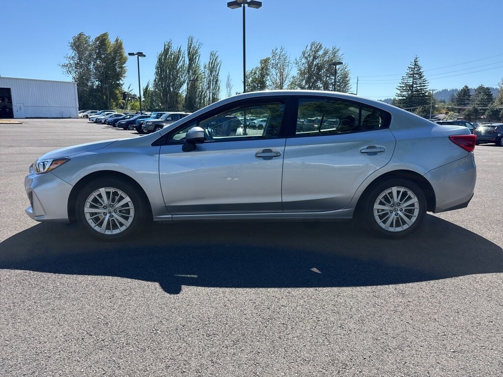 2018 Subaru Impreza 2.0i Premium photo 4