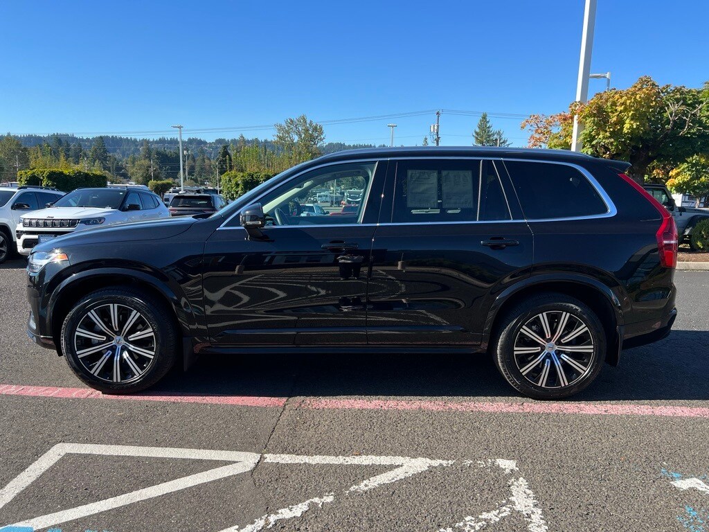 2023 Volvo XC90 B5 AWD Core photo 4