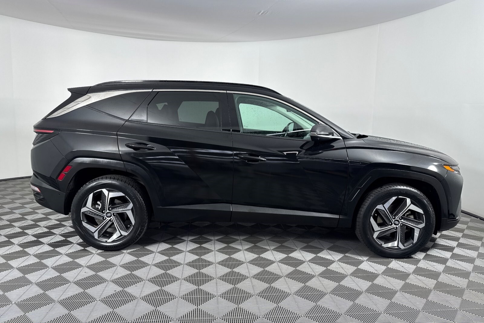 2023 Hyundai Tucson Limited photo 3