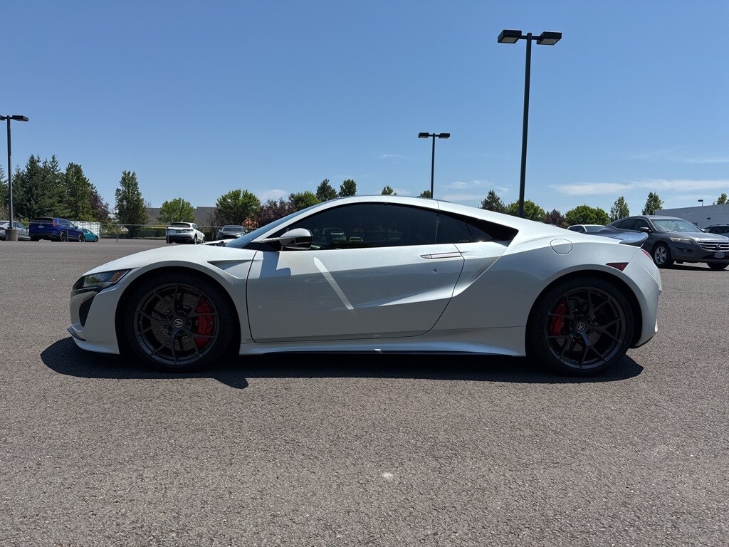 2017 Acura NSX Base photo 4