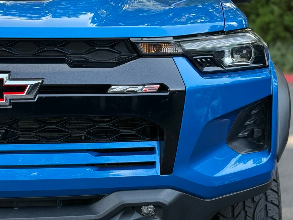 2024 Chevrolet Colorado ZR2 photo 3