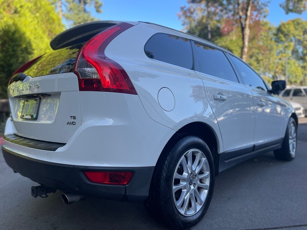 2010 Volvo XC60 T6 photo 3