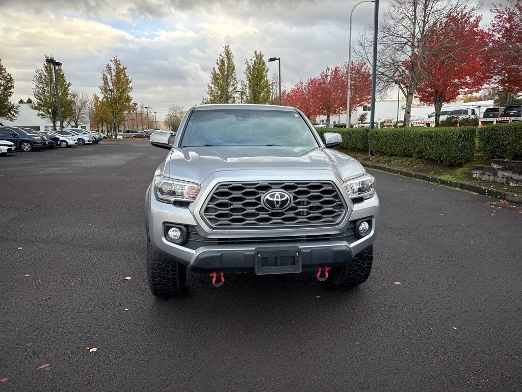 2021 Toyota Tacoma TRD Off-Road photo 2