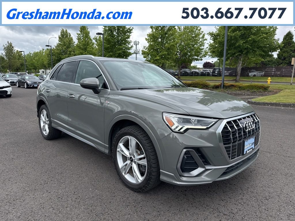 2023 Audi Q3 45 TFSI S Line Premium Plus quattro's photo