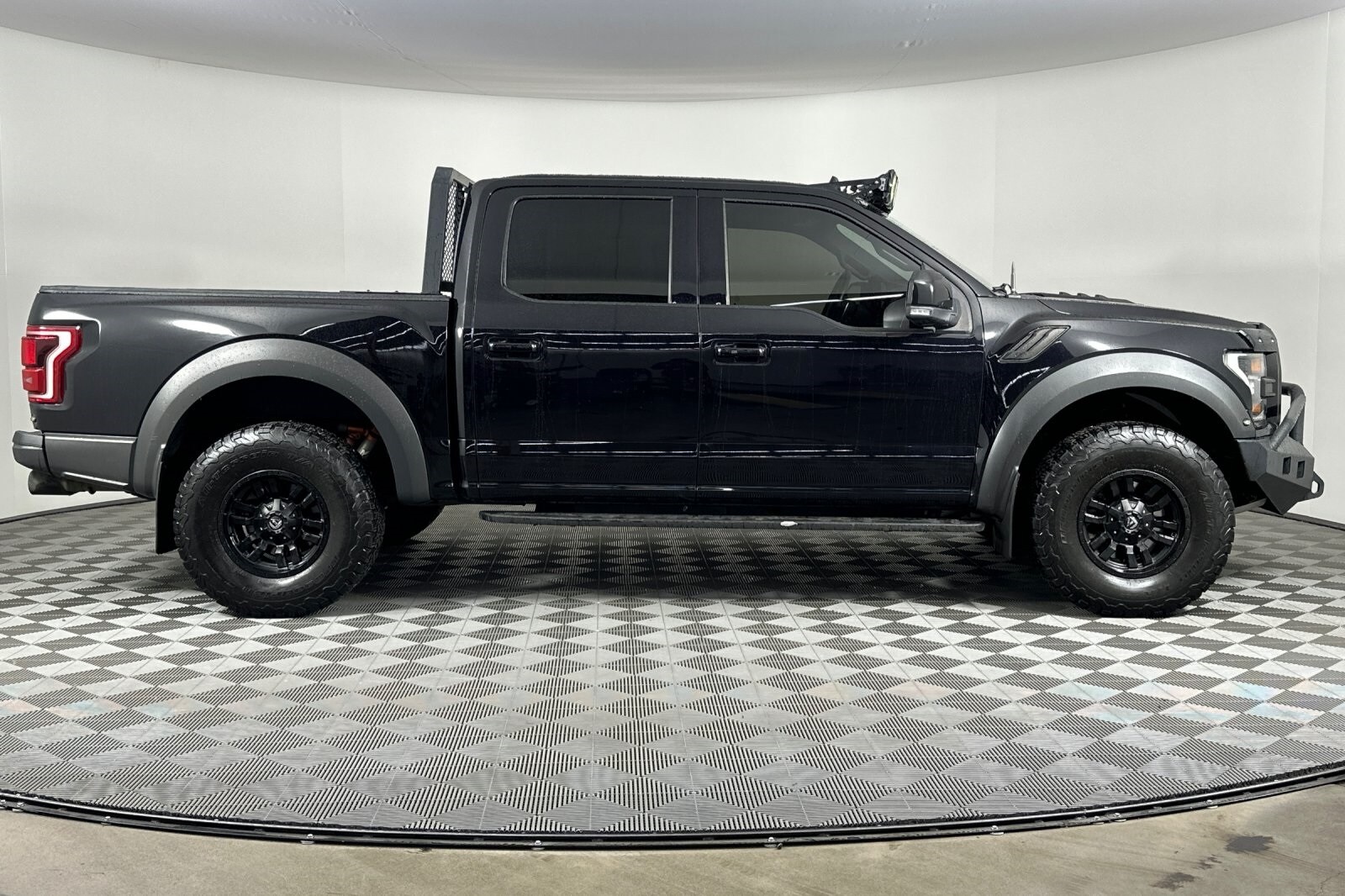2019 Ford F-150 Raptor photo 3