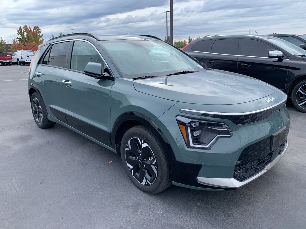 2023 Kia Niro EV Wave photo 2