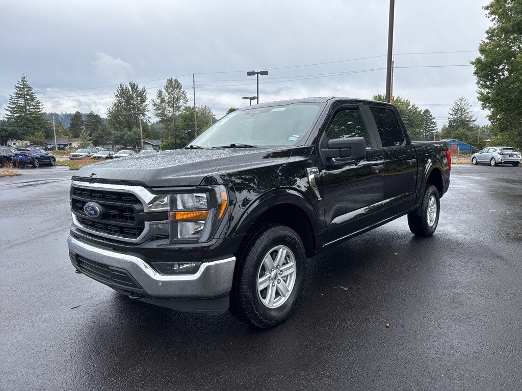 2023 Ford F-150 XLT photo 2