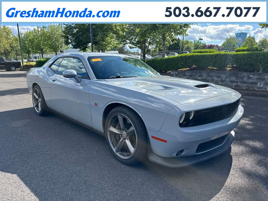 2022 Dodge Challenger R/T Scat Pack RWD photo