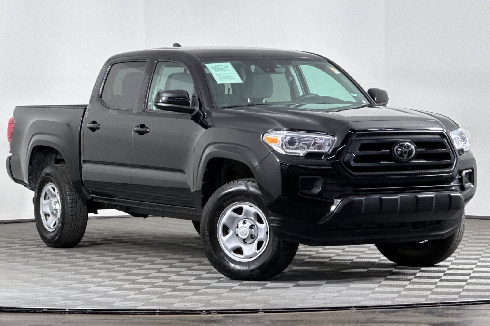 2023 Toyota Tacoma SR5 photo 2