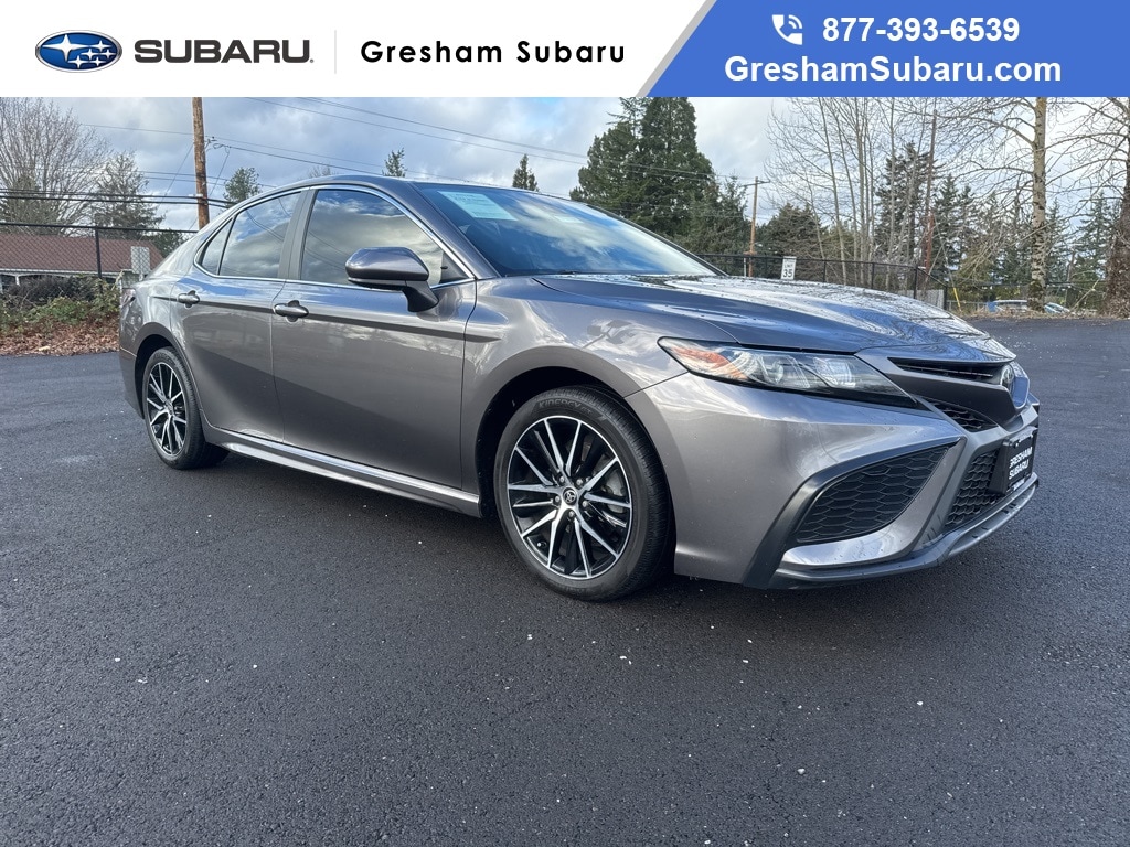 Used 2021 Toyota Camry SE Sedan