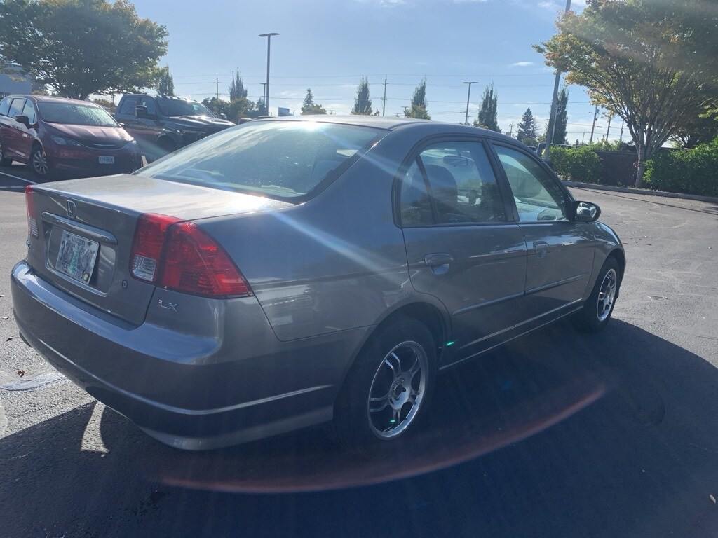 2005 Honda Civic LX photo 3
