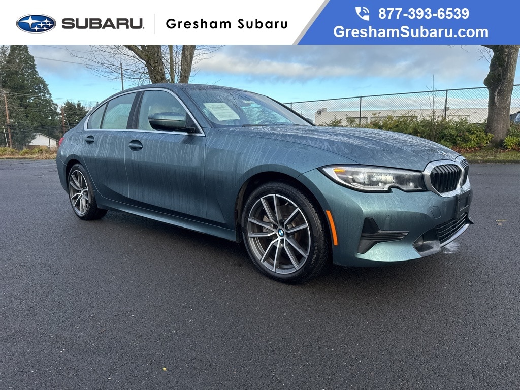 2021 BMW 3 Series 330i's photo