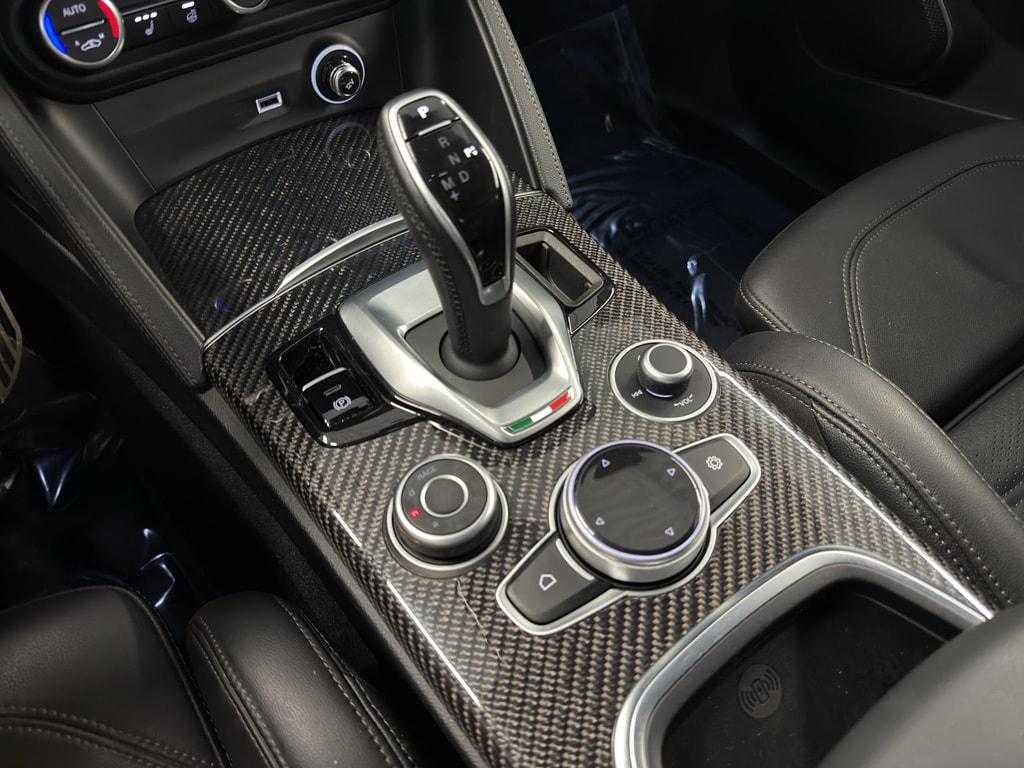 2023 Alfa Romeo Stelvio Quadrifoglio - Photo 5