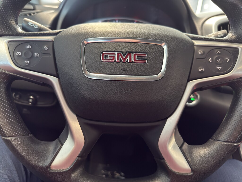 2022 Gmc Terrain SLE photo 3