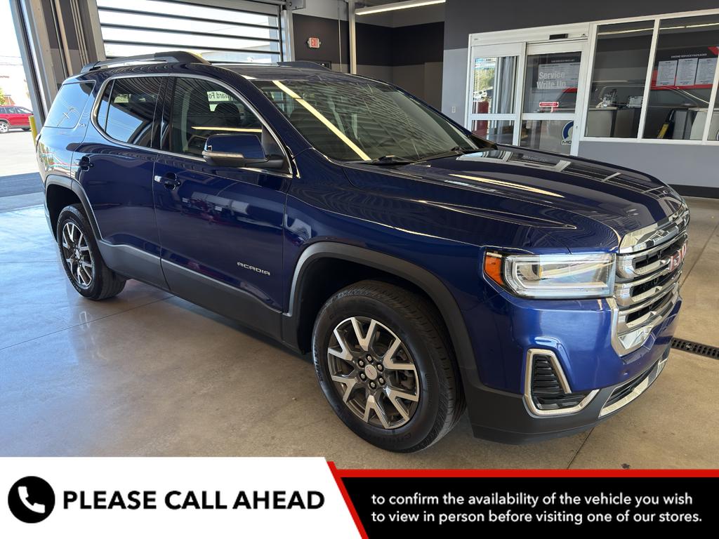 2023 GMC Acadia SLE's photo
