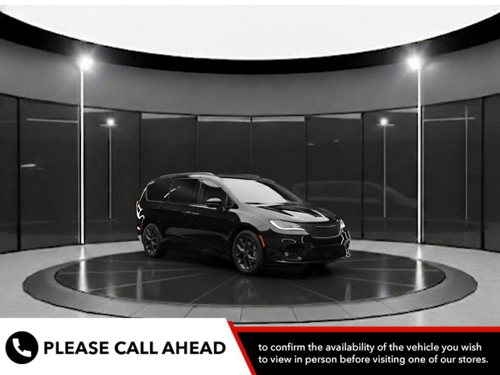 2026 Chrysler Pacifica Passenger Van 