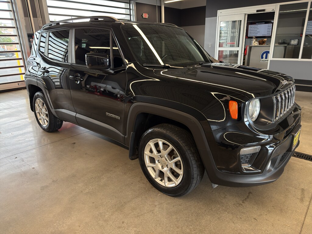 Used 2019 Jeep Renegade Latitude 4x4 SUV