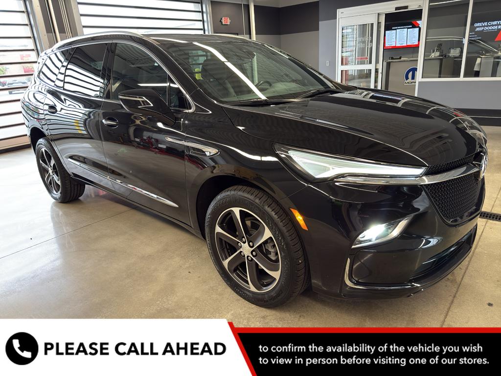 2022 Buick Enclave Essence's photo