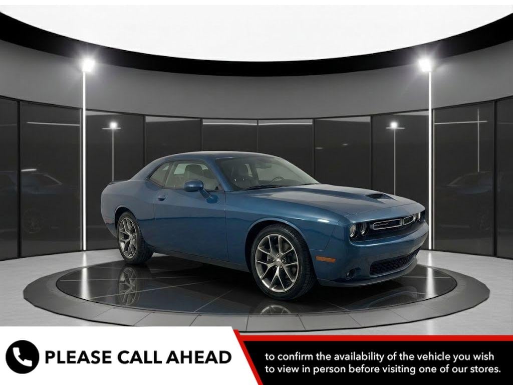 2022 Dodge Challenger GT Auto's photo