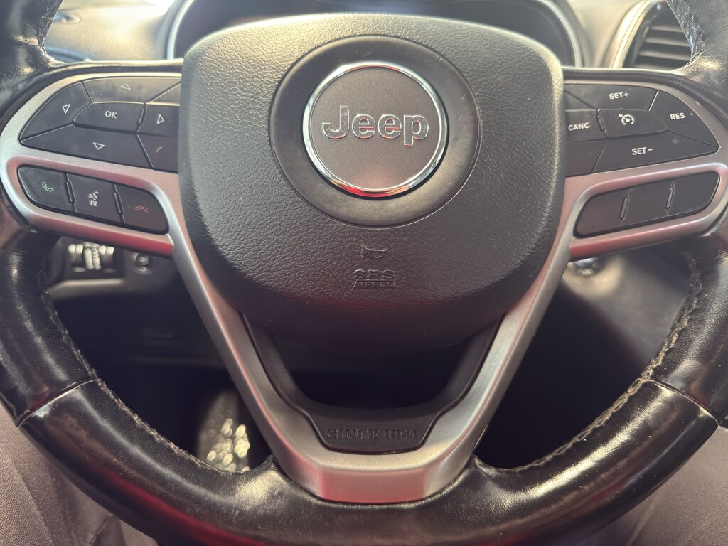 2020 Jeep Cherokee Limited photo 2