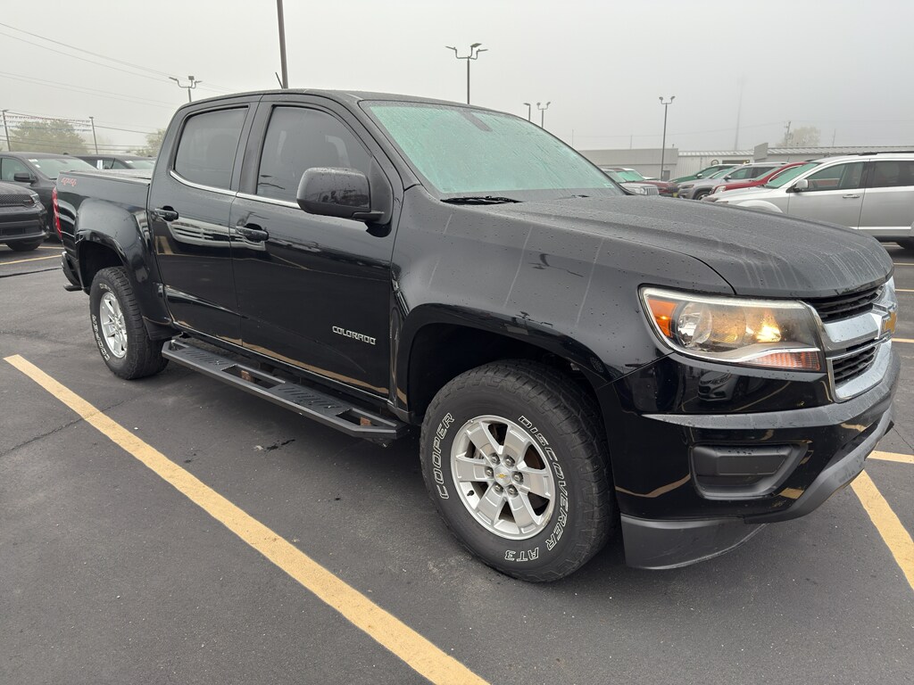 2019 Chevrolet Colorado Work Truck photo 2