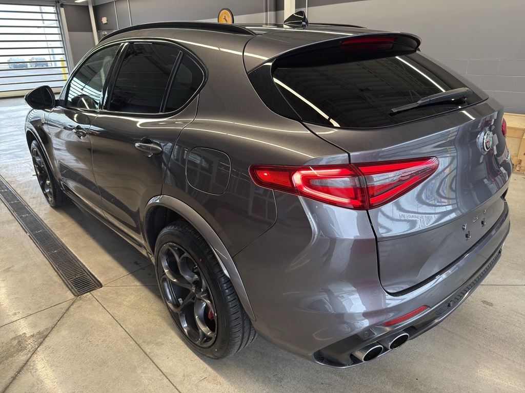 2023 Alfa Romeo Stelvio Quadrifoglio - Photo 16