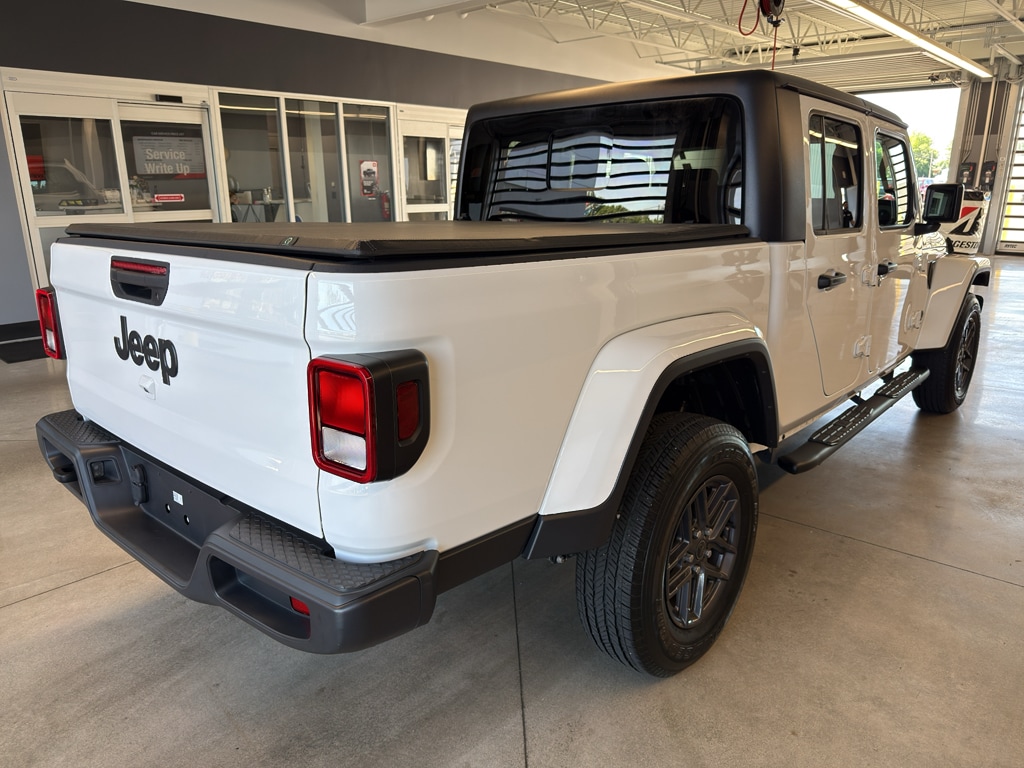 2024 Jeep Gladiator Sport S - Photo 16