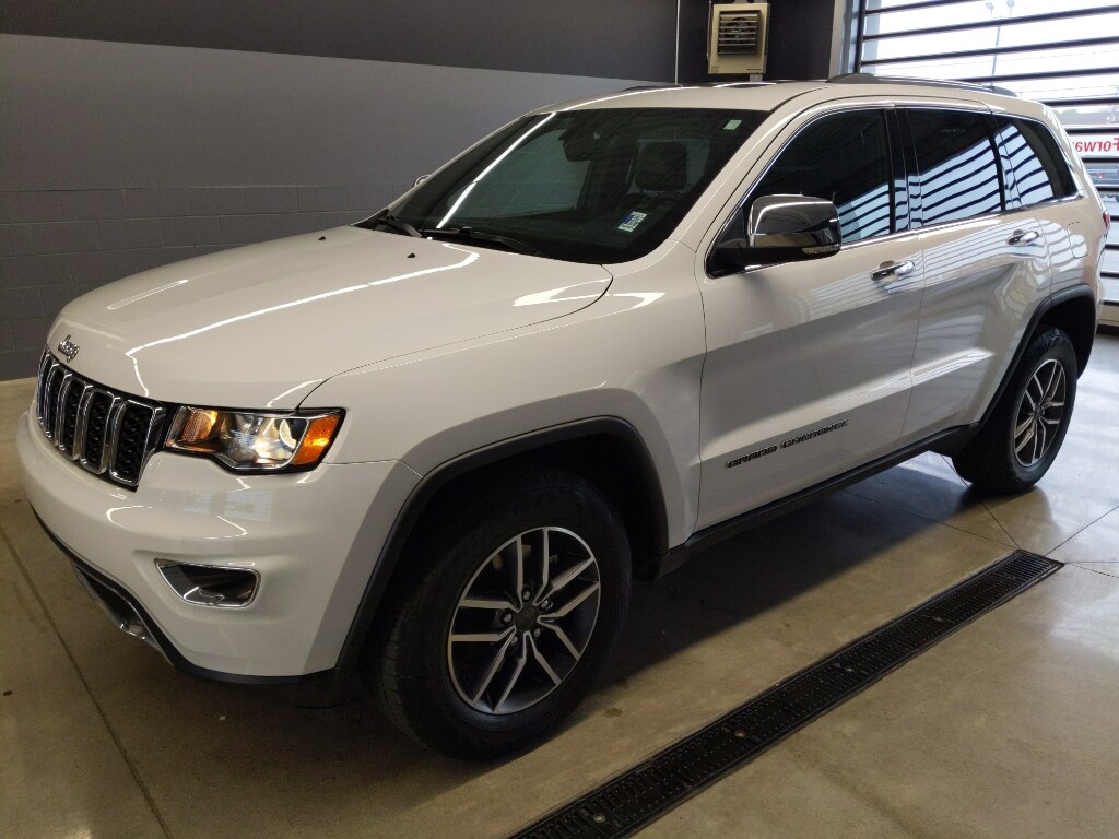 2021 Jeep Grand Cherokee Limited photo 2