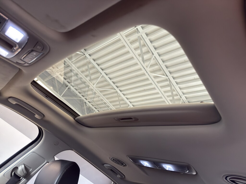 2021 Kia Telluride EX photo 2