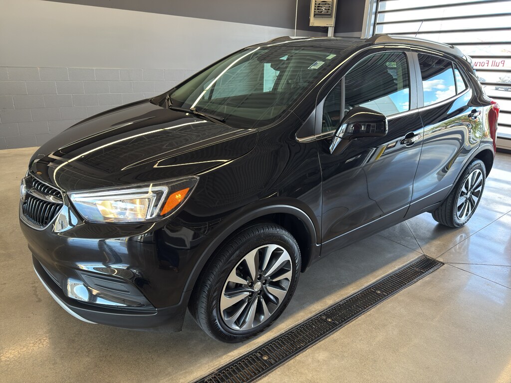 2022 Buick Encore Preferred photo 2