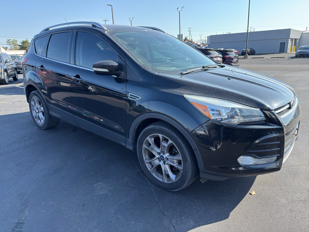 2014 Ford Escape Titanium photo 2