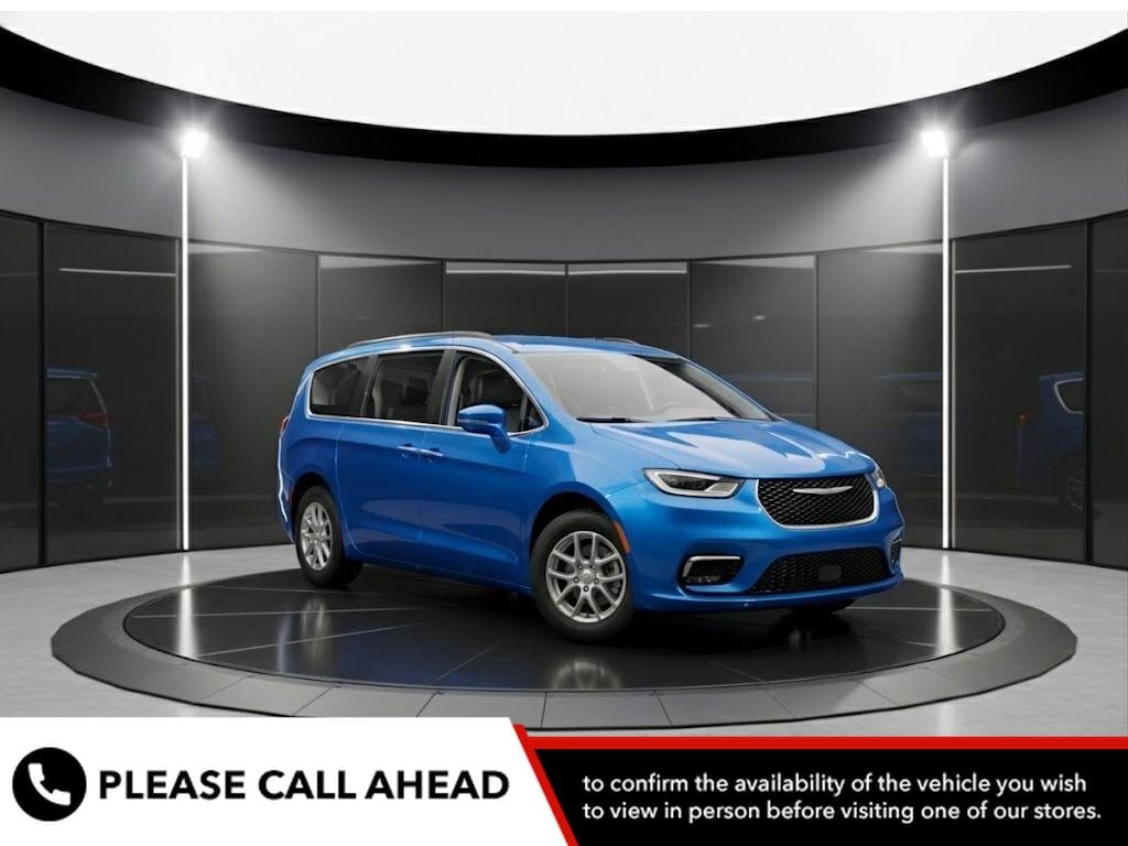 2026 Chrysler Pacifica Passenger Van 