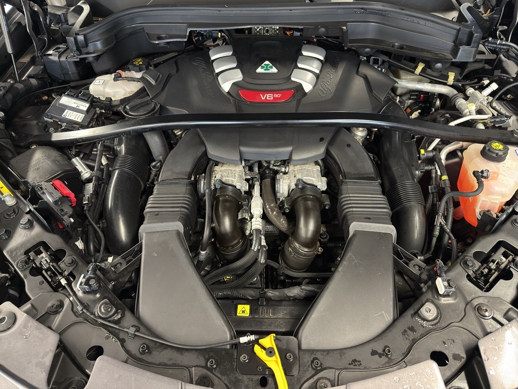 2023 Alfa Romeo Stelvio Quadrifoglio - Photo 13