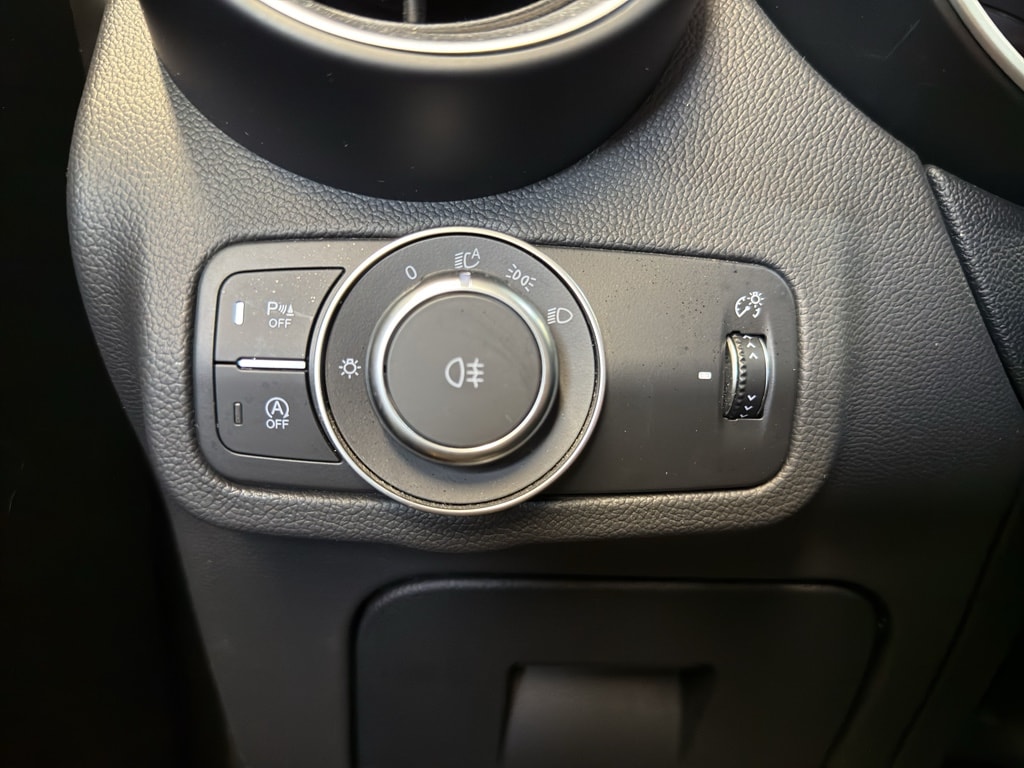 2023 Alfa Romeo Stelvio Quadrifoglio - Photo 8