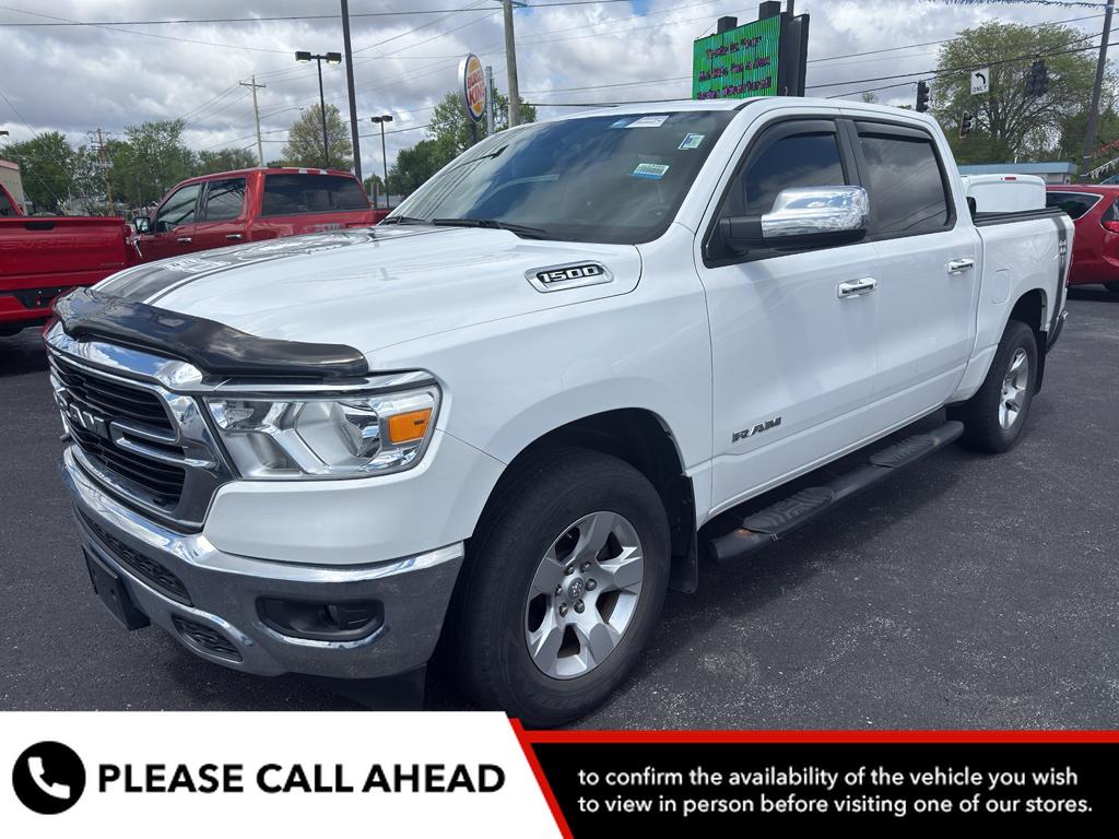 2019 RAM 1500 Big Horn/Lone Star 4x4 Crew Cab 5'7's photo