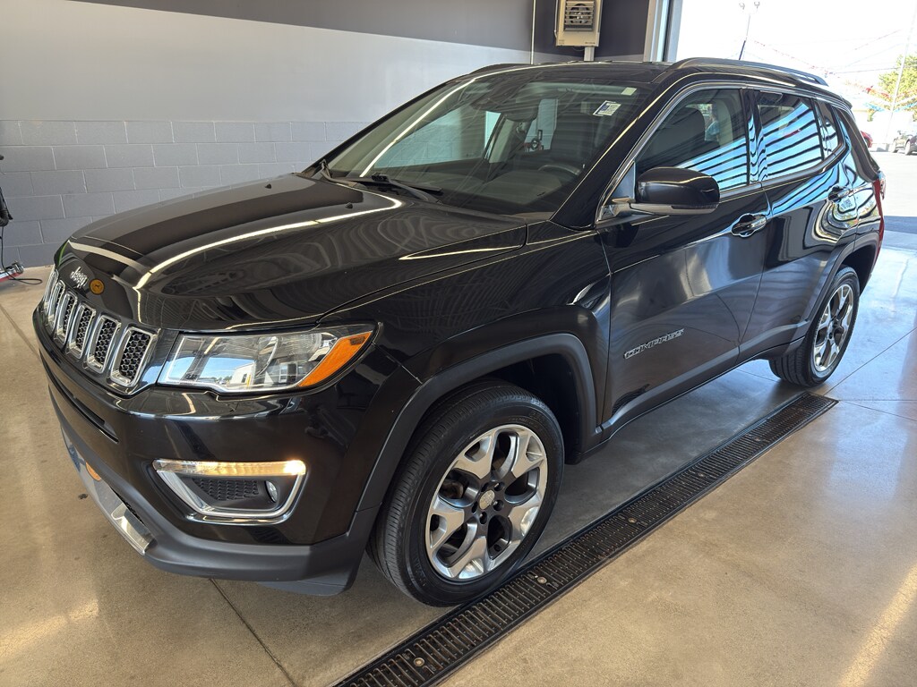 2021 Jeep Compass Limited photo 2