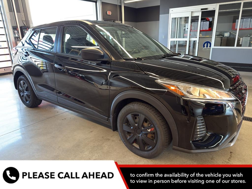 Used 2022 Nissan Kicks S SUV