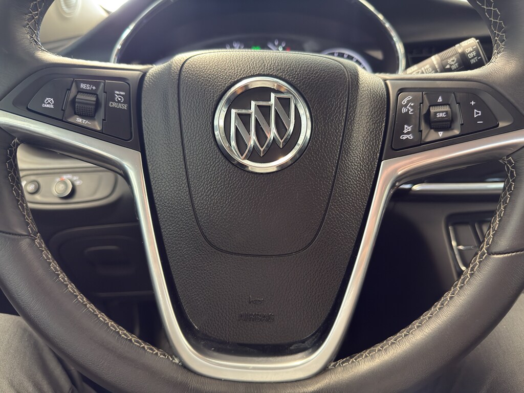 2022 Buick Encore Preferred photo 3