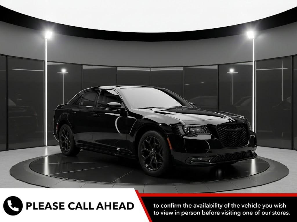 2023 Chrysler 300 Touring L